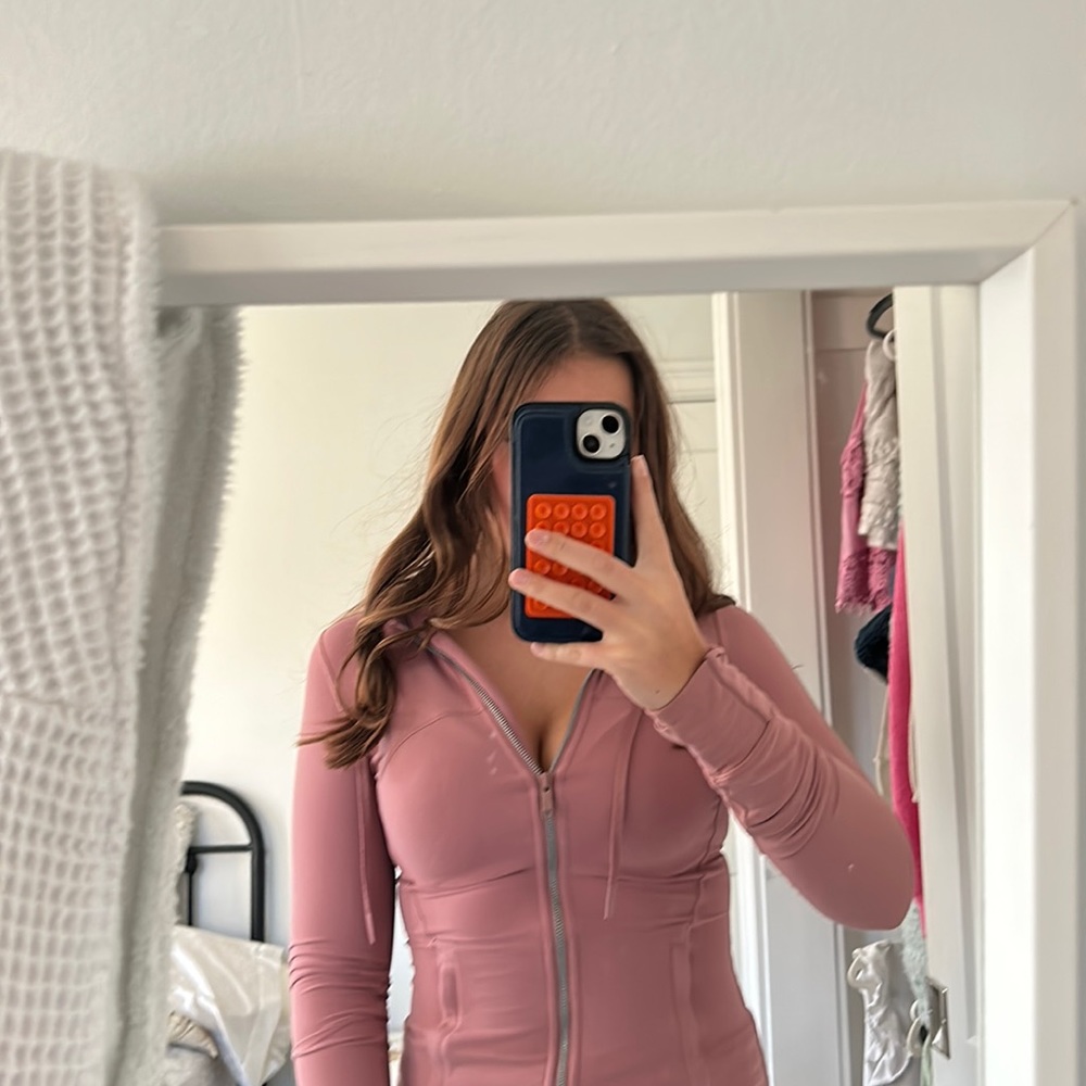 REAL LULU LEMON HOODED DEFINE JACKET IN SHADE SPICED CHAI- PRICE IS NEGOTIABLE!!